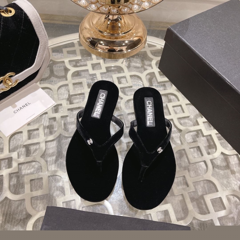 Ch*el slippers